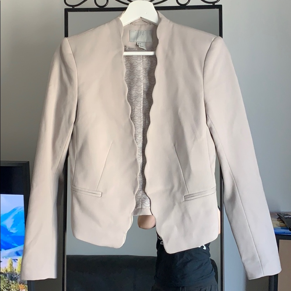 H&M Light Grey Slim Fit Scalloped Blazer